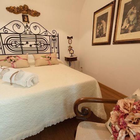 Bed and Breakfast La Casa Degli Angeli Салерно Экстерьер фото