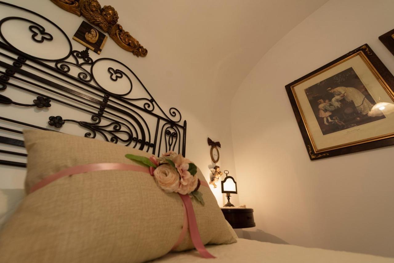 Bed and Breakfast La Casa Degli Angeli Салерно Экстерьер фото