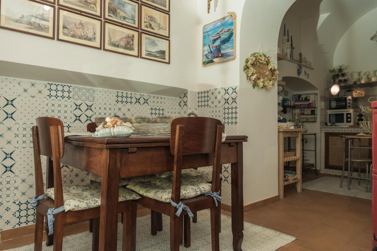 Bed and Breakfast La Casa Degli Angeli Салерно Экстерьер фото